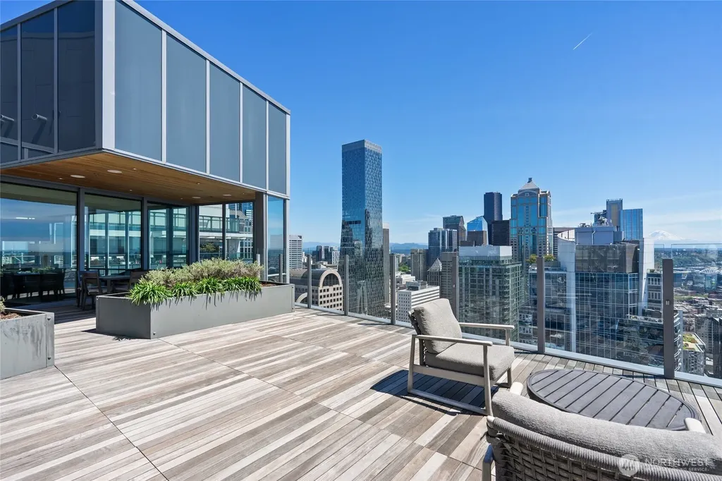121 Stewart Street Seattle WA 98101