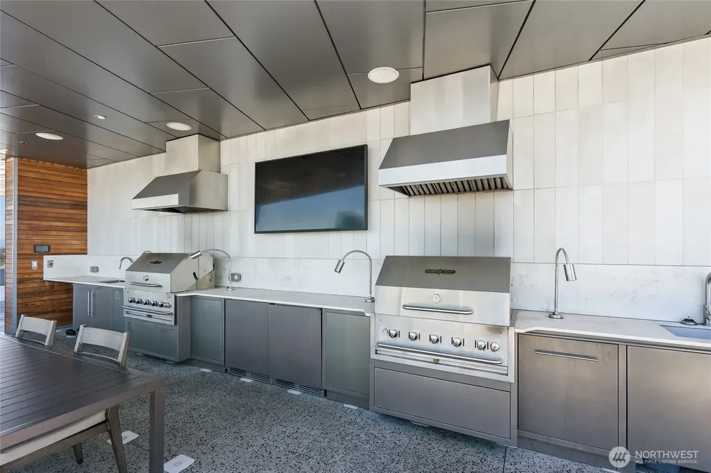 121 Stewart Street Seattle WA 98101