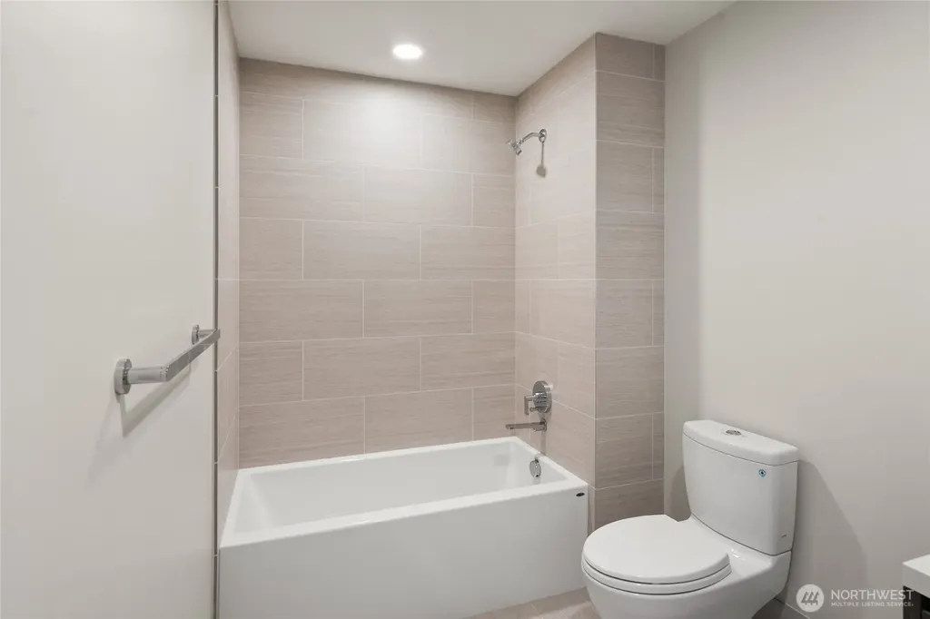 121 Stewart Street Seattle WA 98101