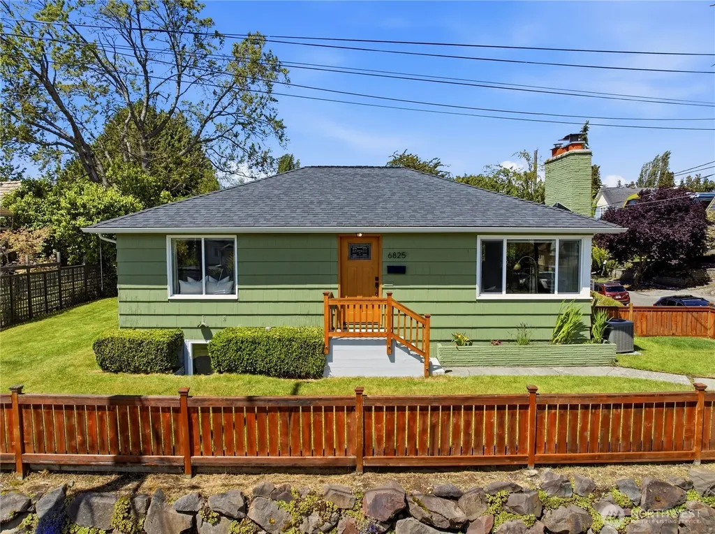 6825 Linden Avenue N Seattle WA 98103