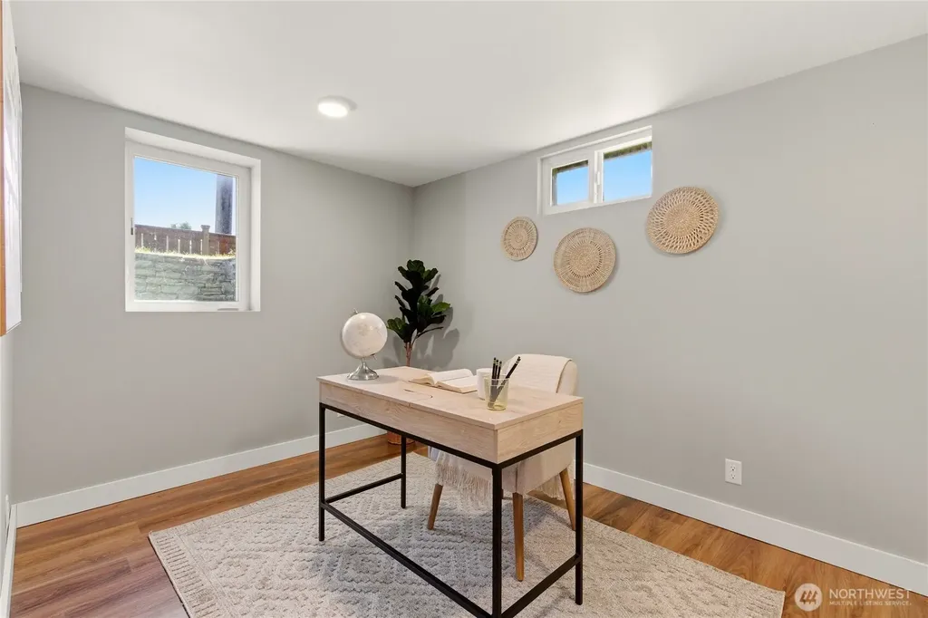 6825 Linden Avenue N Seattle WA 98103