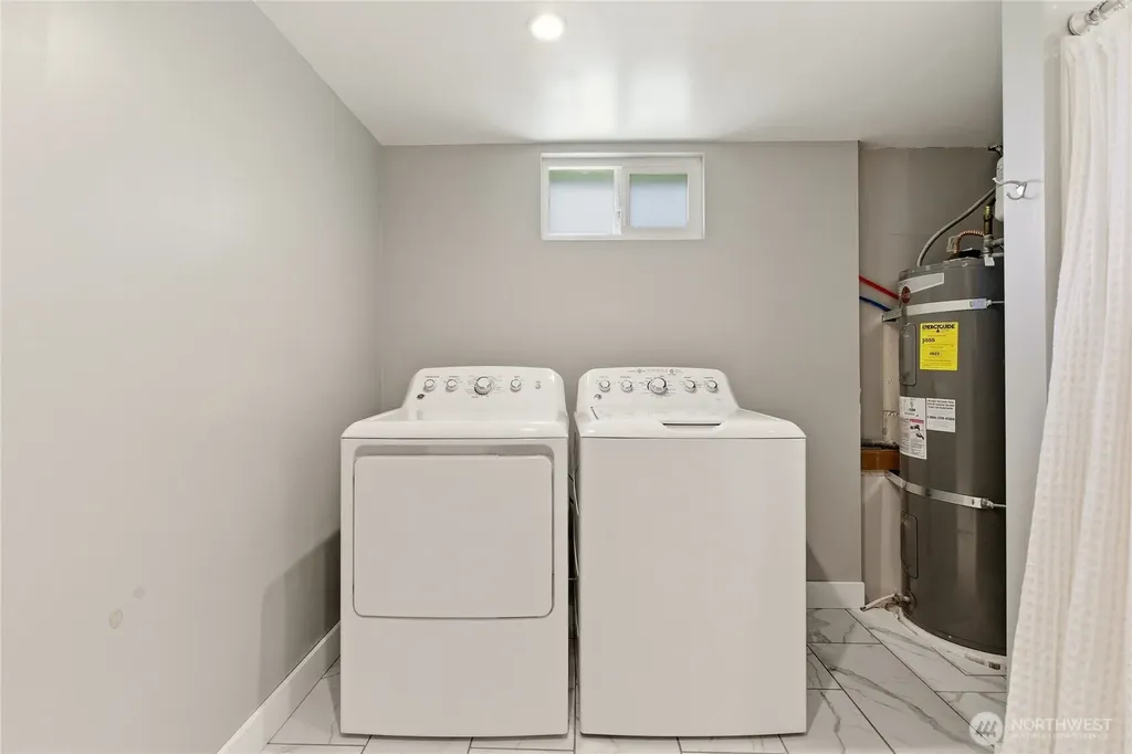 6825 Linden Avenue N Seattle WA 98103