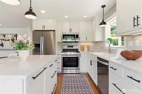 6825 Linden Avenue N Seattle WA 98103