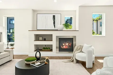 537 Glacier Walk SE Sammamish WA 98074