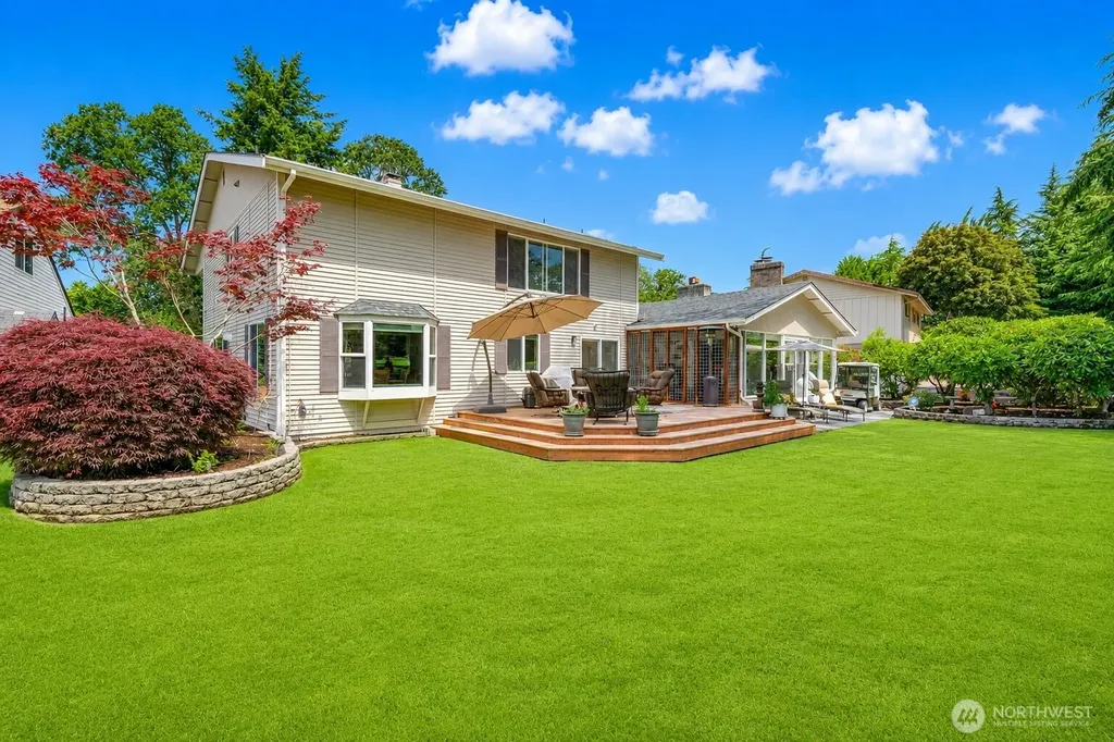 8614 Zircon Drive SW Lakewood WA 98498