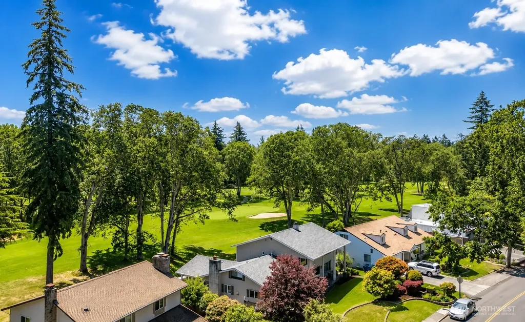 8614 Zircon Drive SW Lakewood WA 98498
