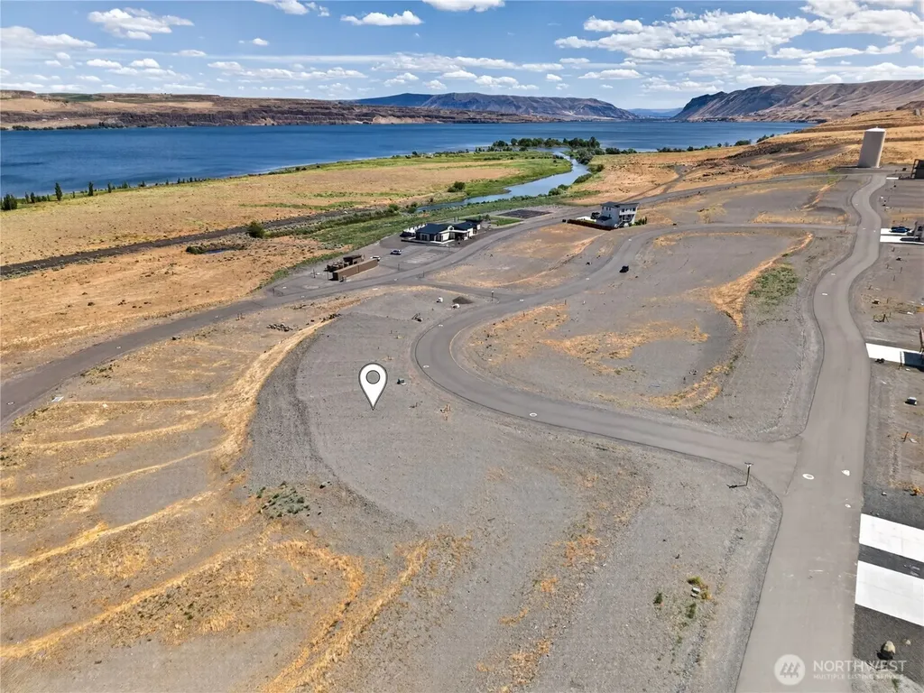 41 Basin Pointe Loop Vantage WA 98926