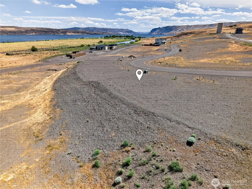 41 Basin Pointe Loop Vantage WA 98926