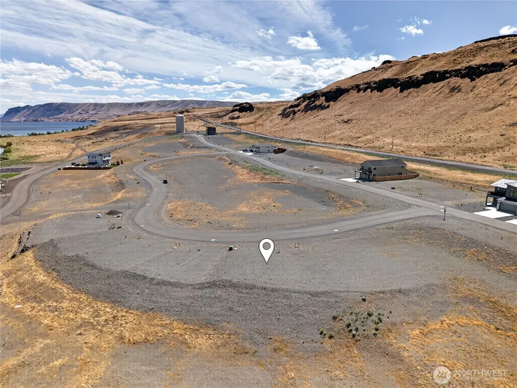 41 Basin Pointe Loop Vantage WA 98926