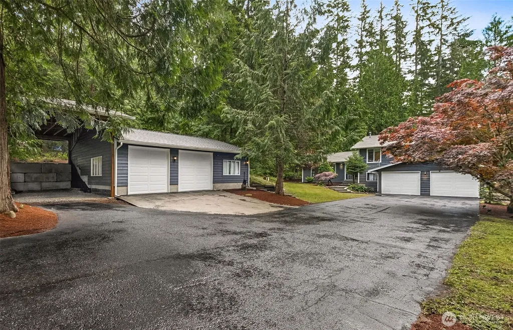 26055 SE 152 Street Issaquah WA 98027