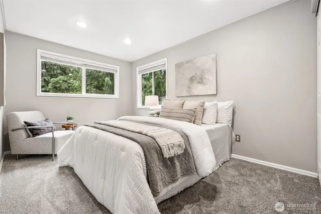 26055 SE 152 Street Issaquah WA 98027
