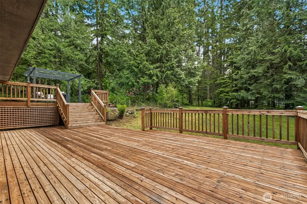 26055 SE 152 Street Issaquah WA 98027