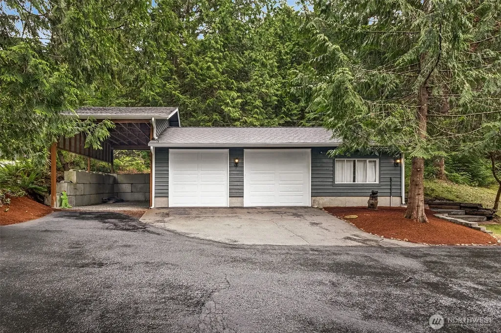 26055 SE 152 Street Issaquah WA 98027