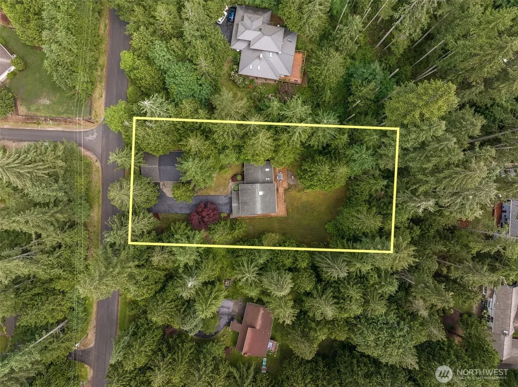 26055 SE 152 Street Issaquah WA 98027
