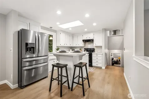 26055 SE 152 Street Issaquah WA 98027