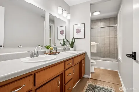 26055 SE 152 Street Issaquah WA 98027