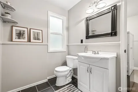 26055 SE 152 Street Issaquah WA 98027