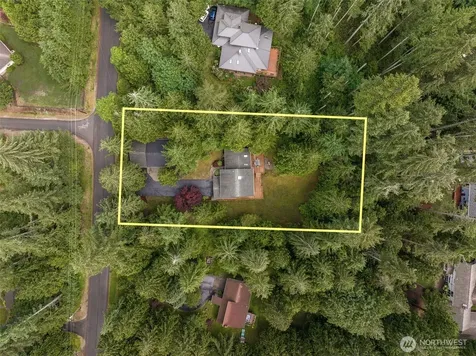 26055 SE 152 Street Issaquah WA 98027