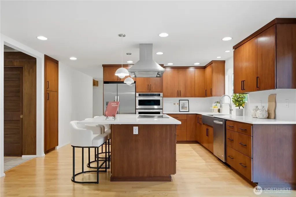 12910 NE 28th Street Bellevue WA 98005