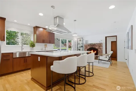 12910 NE 28th Street Bellevue WA 98005