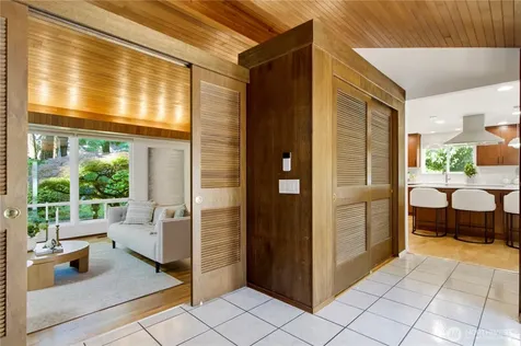 12910 NE 28th Street Bellevue WA 98005