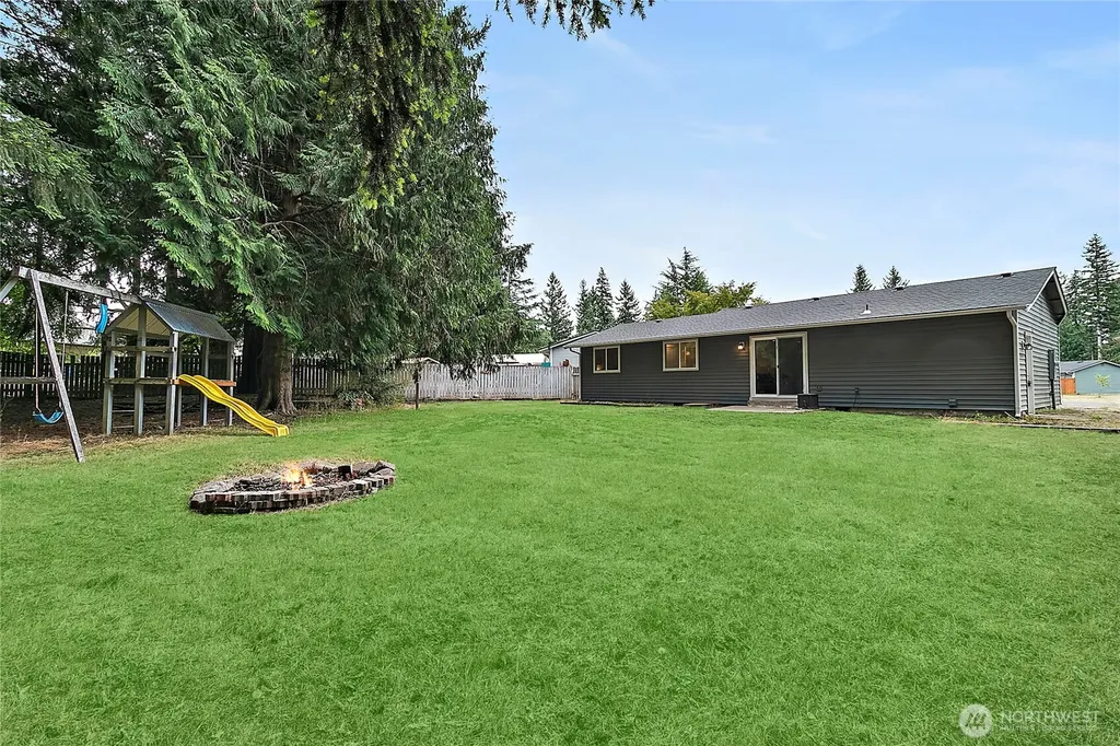 12404 213th Avenue E Bonney Lake WA 98391