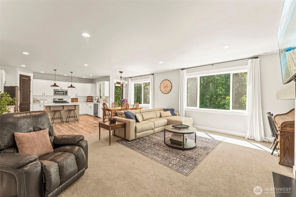 22314 58th E Spanaway WA 98387