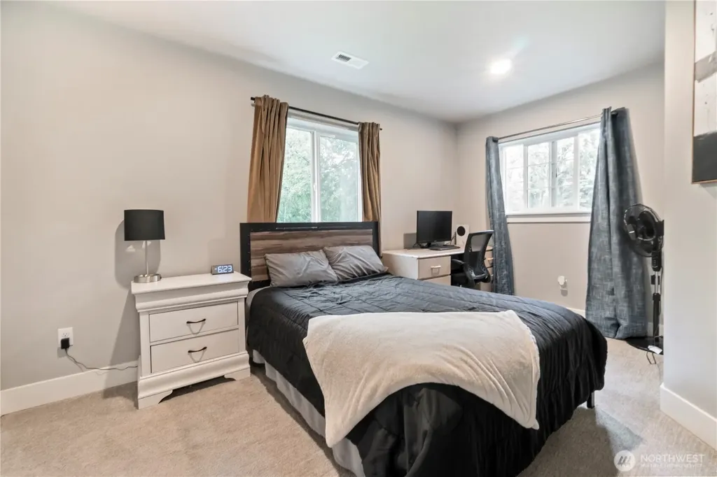 22314 58th E Spanaway WA 98387