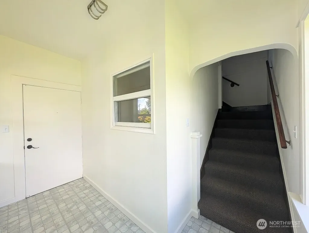 1022 Oakes Avenue Everett WA 98201