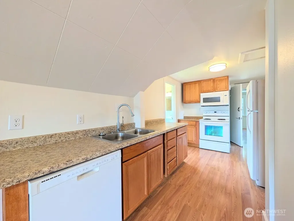 1022 Oakes Avenue Everett WA 98201