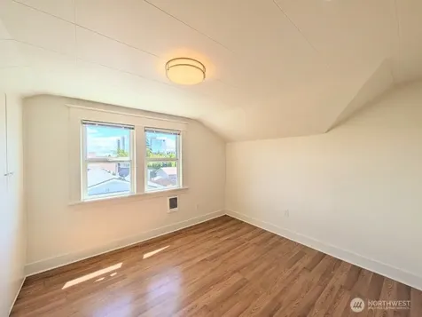 1022 Oakes Avenue Everett WA 98201