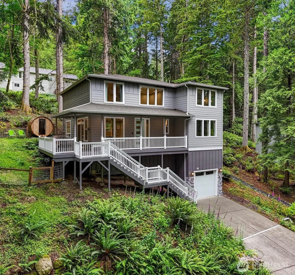 32 Hillside Place Bellingham WA 98229