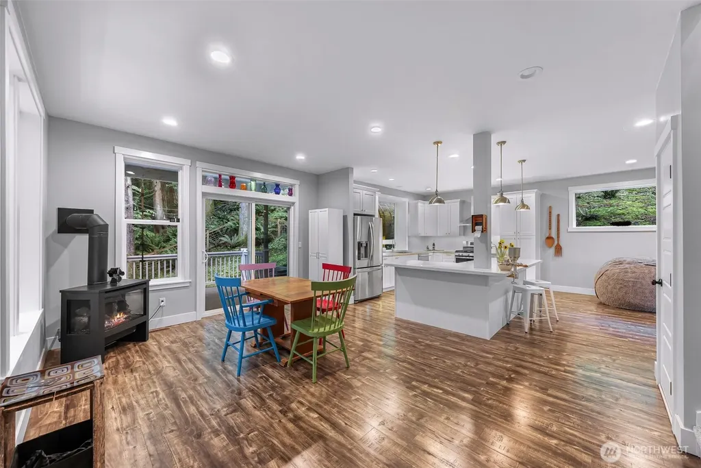 32 Hillside Place Bellingham WA 98229