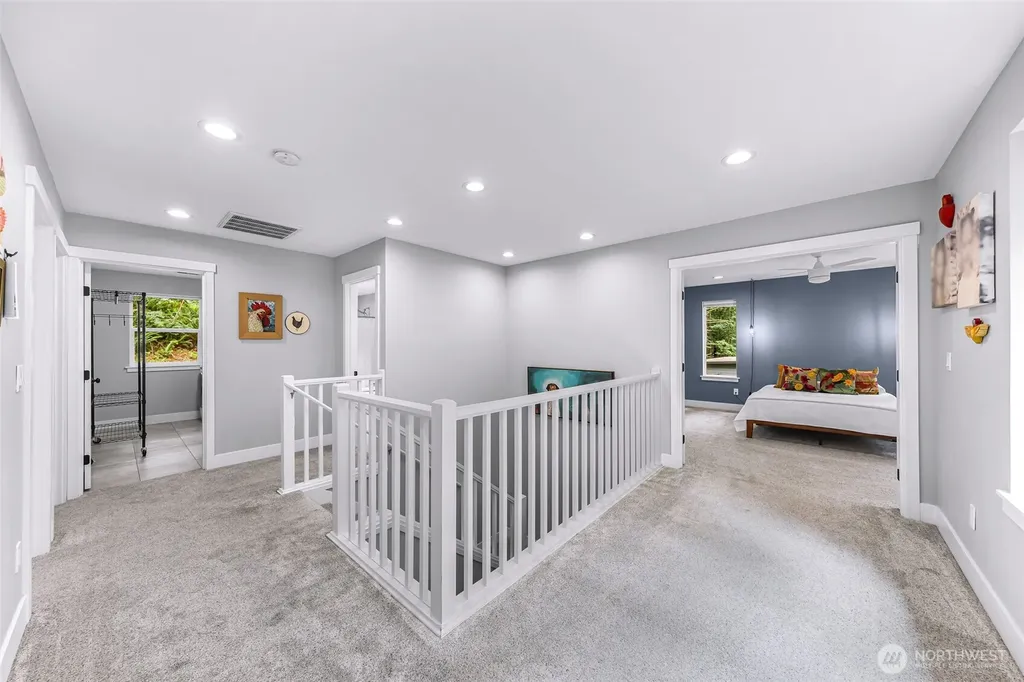 32 Hillside Place Bellingham WA 98229
