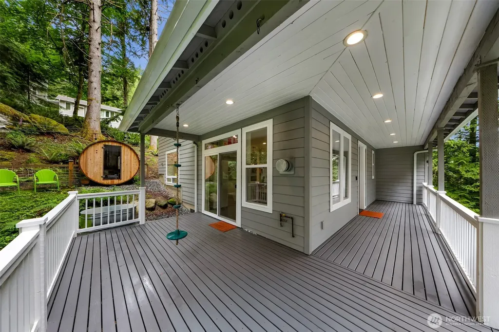 32 Hillside Place Bellingham WA 98229
