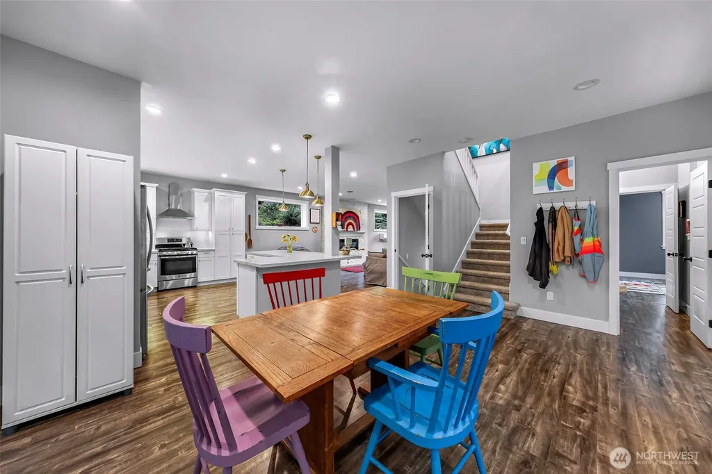 32 Hillside Place Bellingham WA 98229