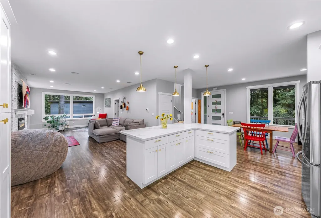 32 Hillside Place Bellingham WA 98229