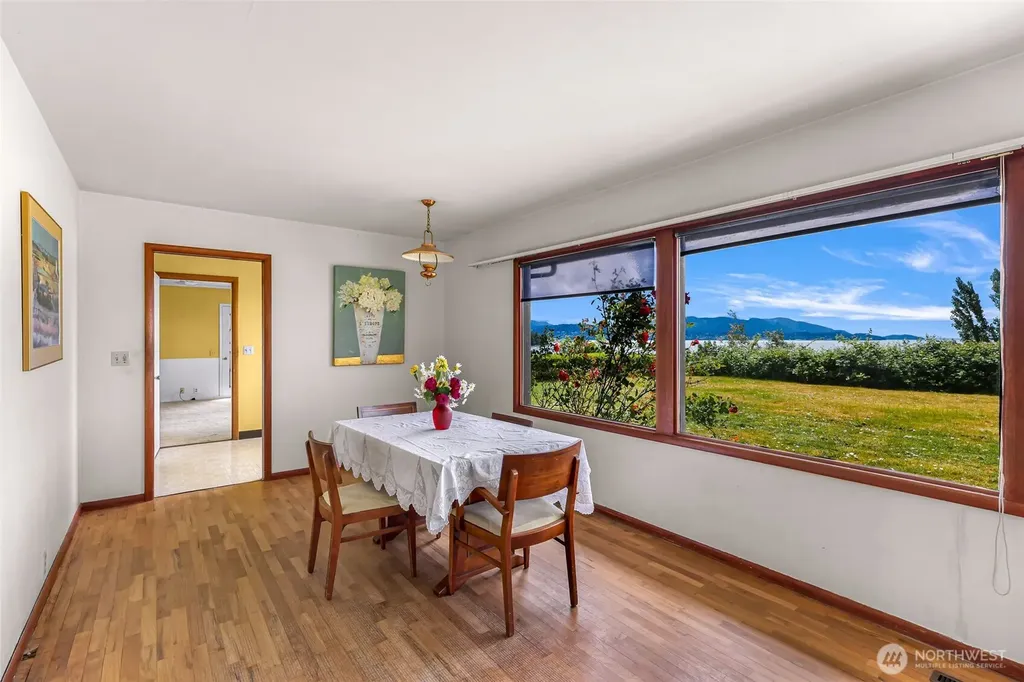 3923 Cliffside Drive Bellingham WA 98225