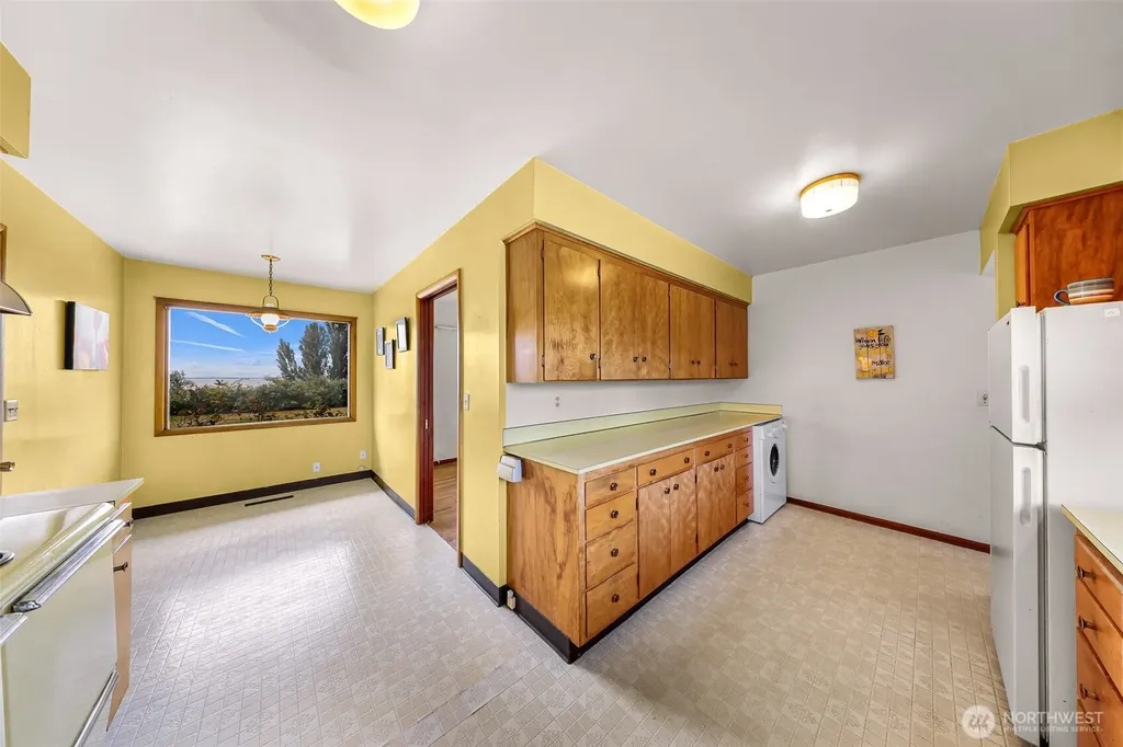 3923 Cliffside Drive Bellingham WA 98225