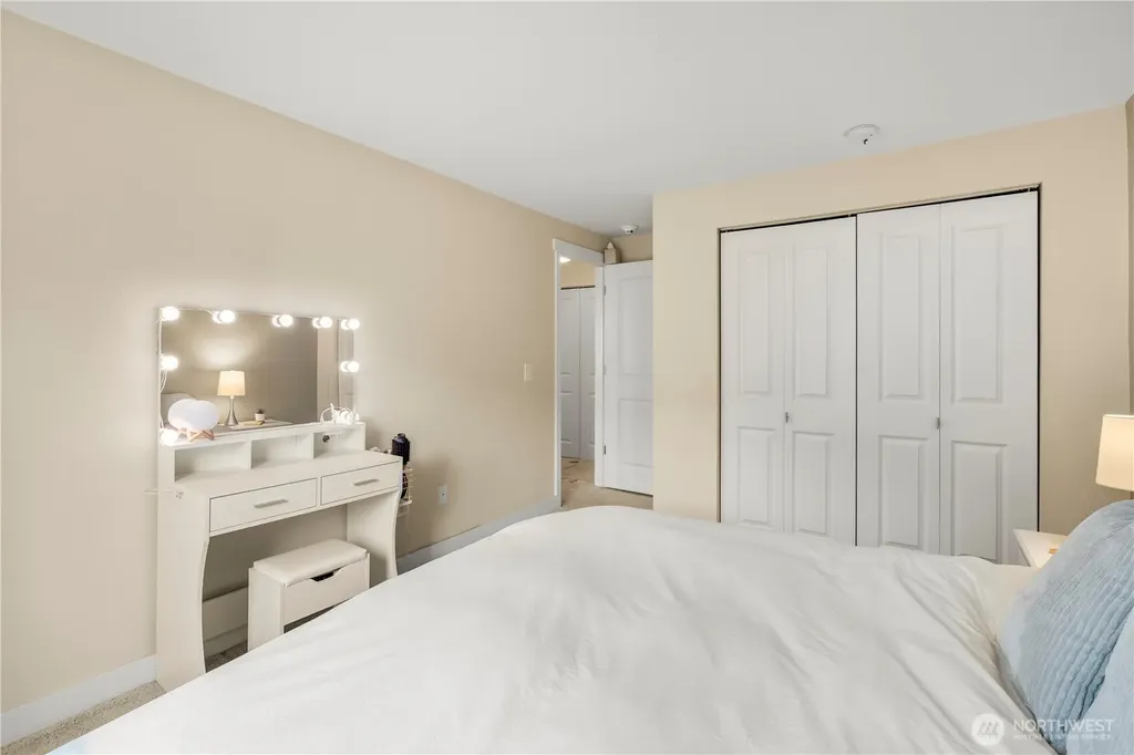 15827 NE Leary Way Redmond WA 98052
