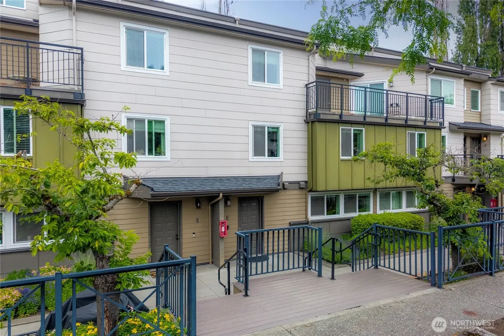 15827 NE Leary Way Redmond WA 98052