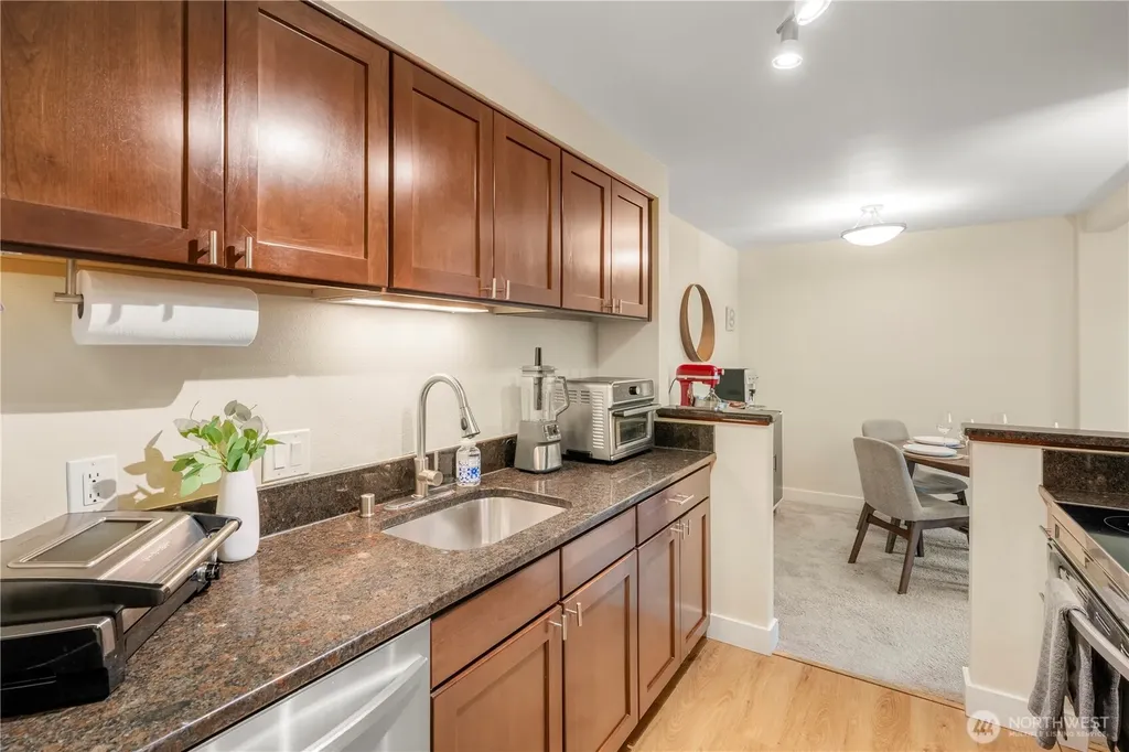 15827 NE Leary Way Redmond WA 98052