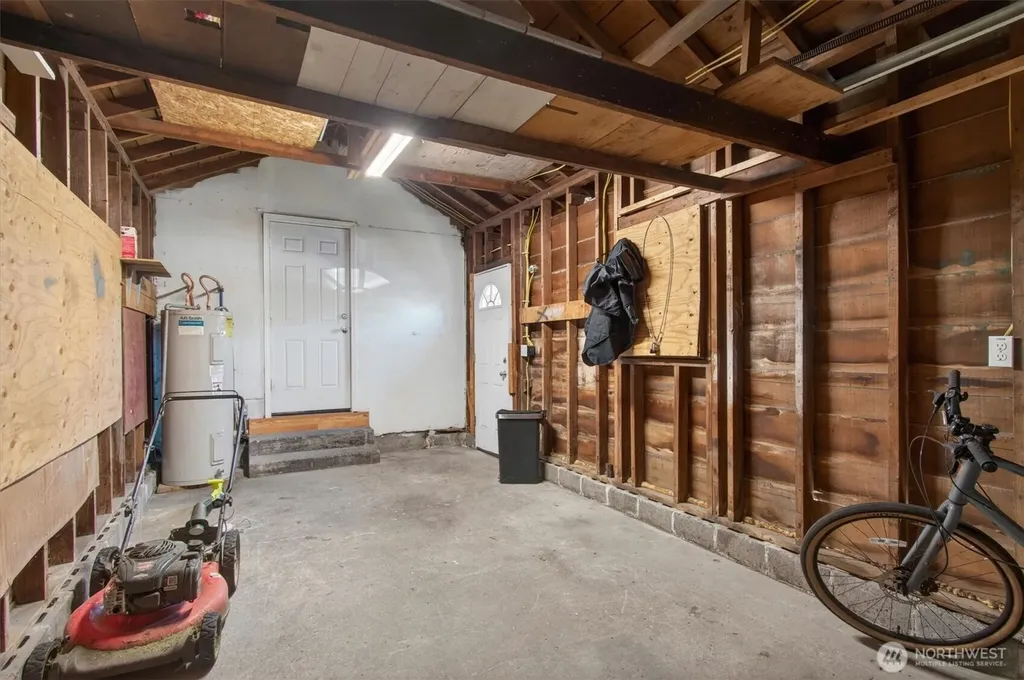 921 17th Avenue Longview WA 98632