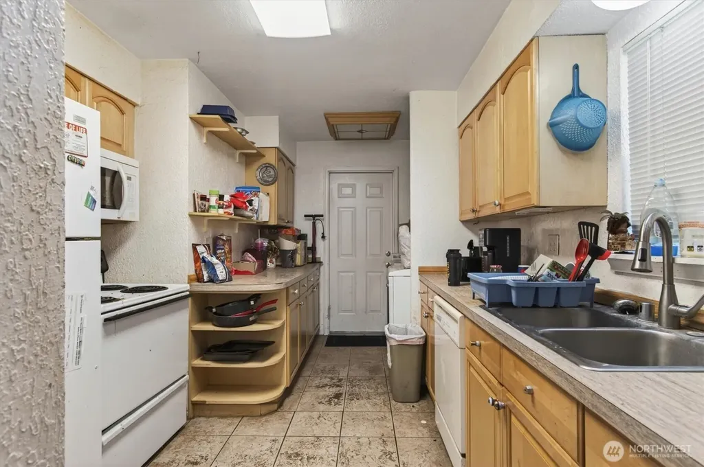 921 17th Avenue Longview WA 98632