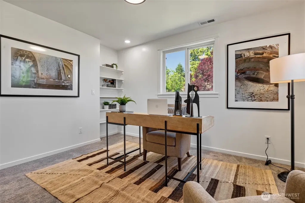 7347 19th Avenue NE Seattle WA 98115