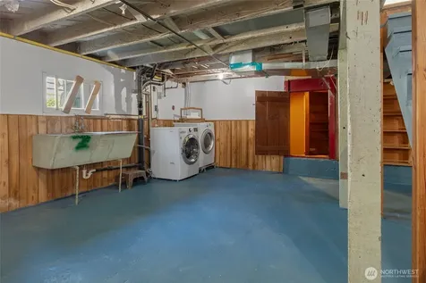 7347 19th Avenue NE Seattle WA 98115
