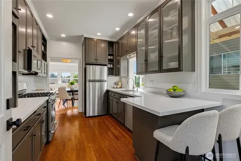 7347 19th Avenue NE Seattle WA 98115