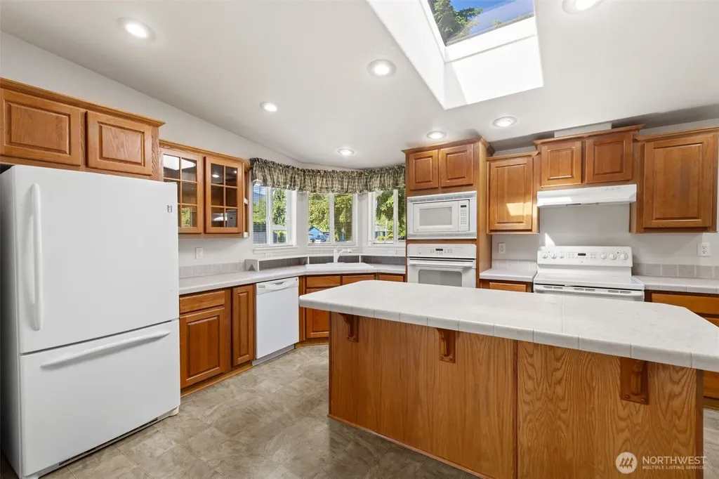 40 Marsden Road Port Angeles WA 98362