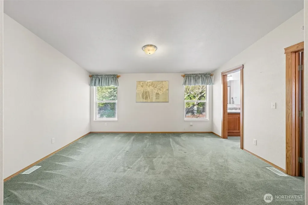 40 Marsden Road Port Angeles WA 98362