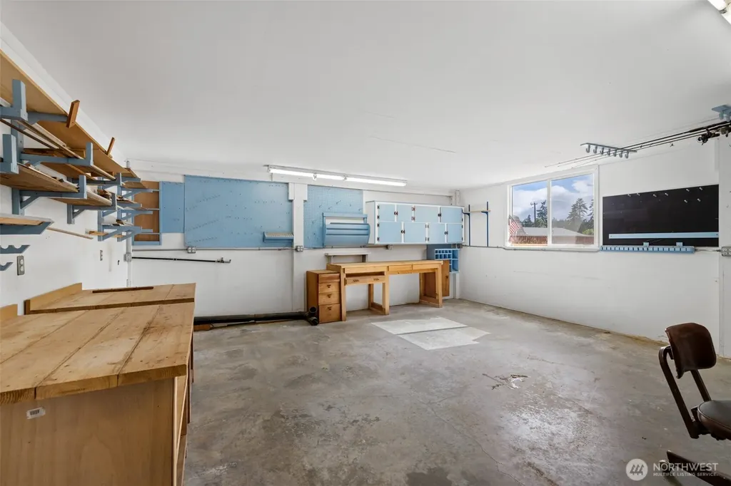 40 Marsden Road Port Angeles WA 98362